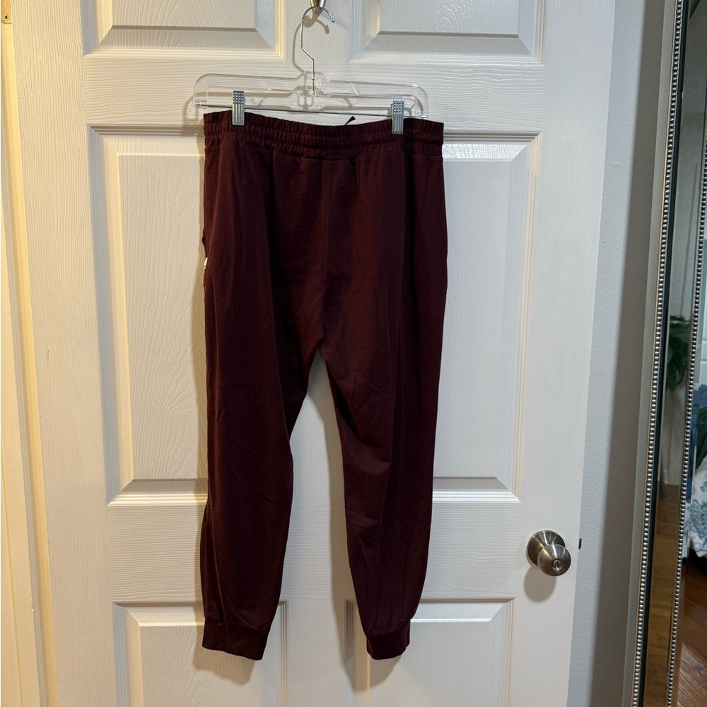 Vuori Performance Joggers